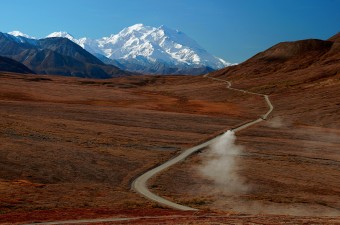 Zum 60. Jubiläum Alaskas<br>Alaska & Kanadas Westen - der Ruf der Wildnis